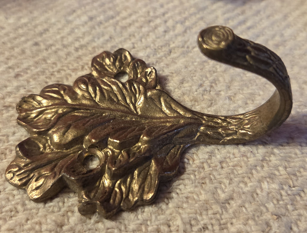 Collection of 10 Vintage Brass Oak Leaf Hooks
